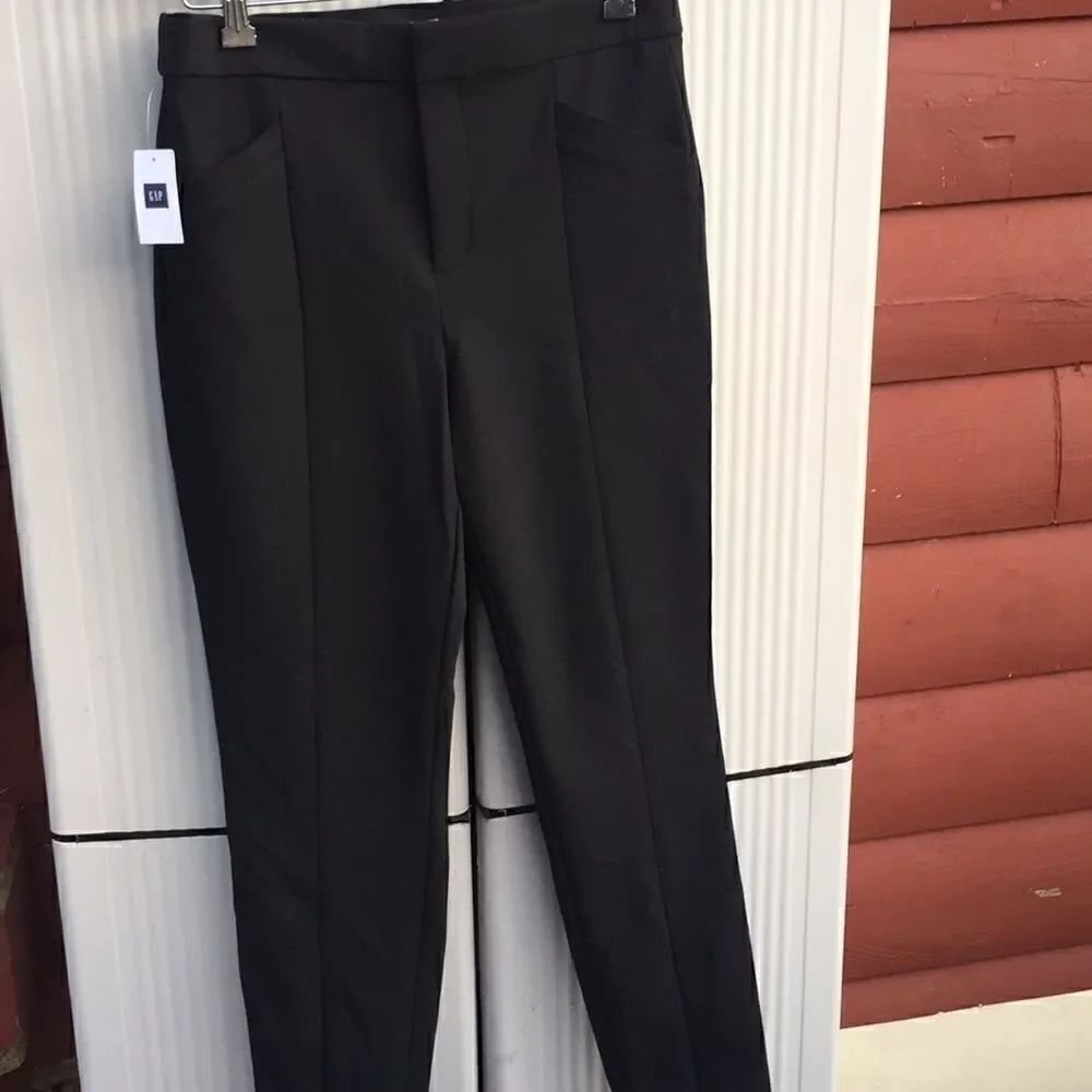 🔥5/20🔥 Gap Womans black pants Sz 6 R NWT